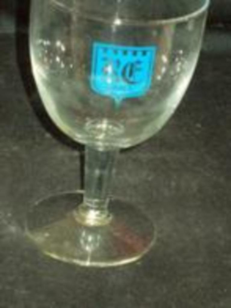 Bierglas.R.E.Ohey.D 122, Enlèvement ou Envoi, Comme neuf, Verre ou Verres, Duvel