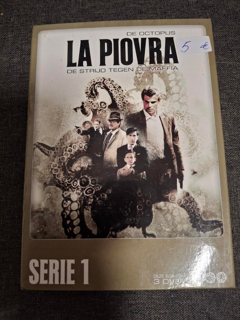 La piovra, serie 1, Ophalen of Verzenden