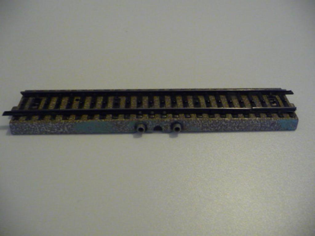 3600KG MARKLIN HO - 1 x SENTIER DE CONTACT DROIT comme 5105, Hobby & Loisirs créatifs, Trains miniatures | HO, Utilisé, Rails