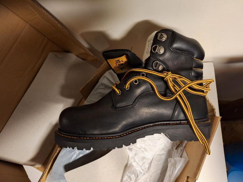 Veiligheidsschoenen Maat 42, Ophalen of Verzenden, Nieuw