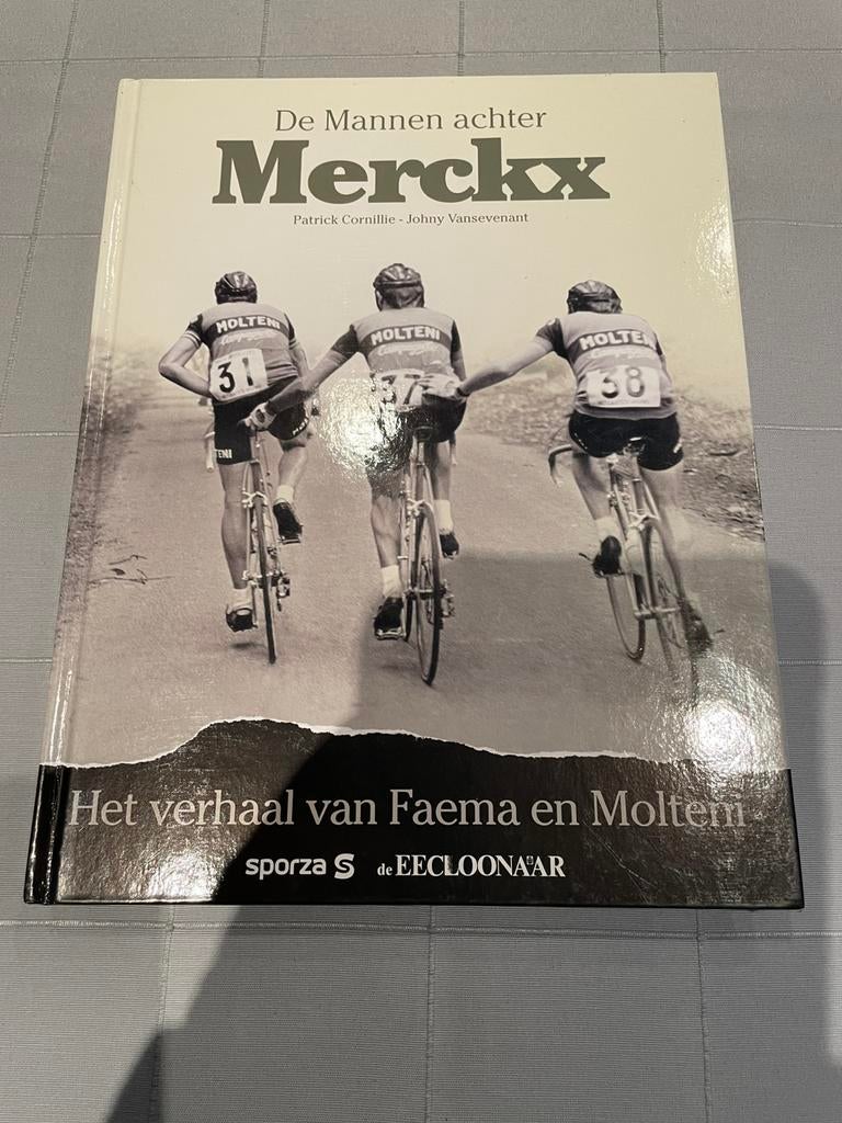 Boek “De Mannen achter Merckx” - de EECLOONAAR, Ophalen of Verzenden, Zo goed als nieuw
