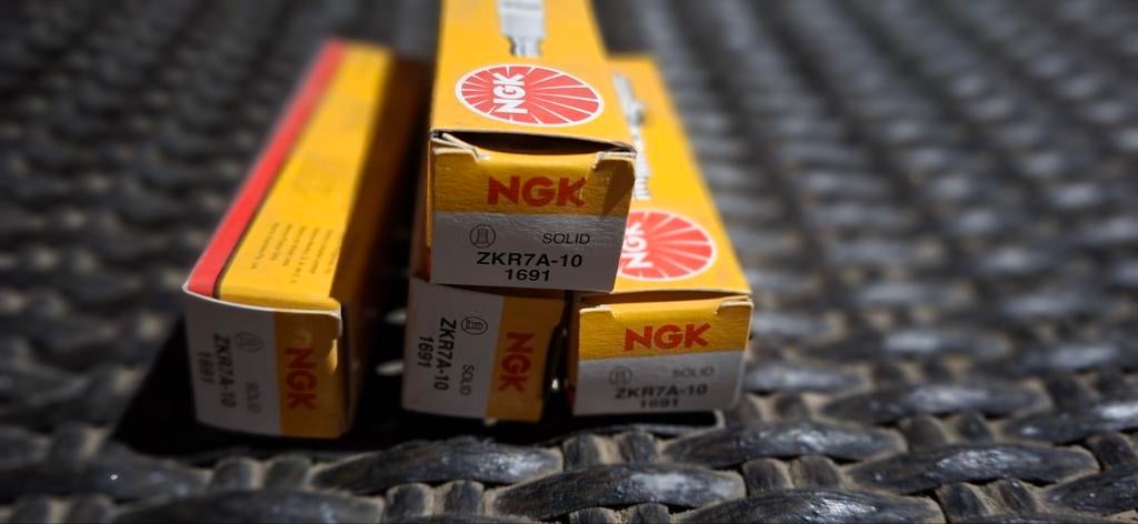 4 bougies ngk fiat 500 panda lancia ford ka alfa-romeo, Enlèvement ou Envoi, Lancia