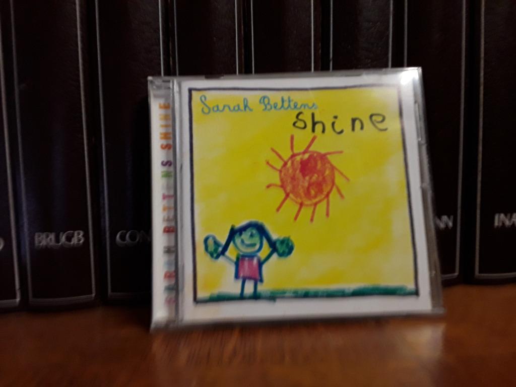 Shine, Sam / Sarah Bettens, Ophalen of Verzenden, Zo goed als nieuw