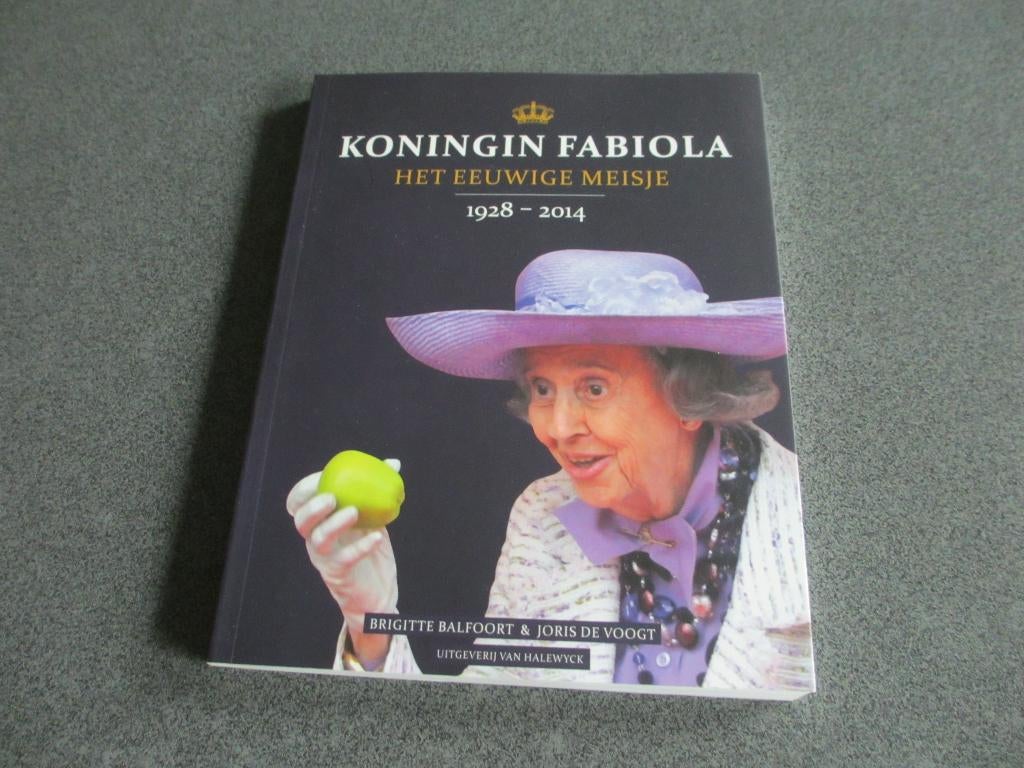 boek koningin Fabiola, Verzamelen, Koningshuis en Royalty, Ophalen, Zo goed als nieuw, Tijdschrift of Boek