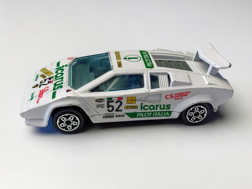 Lamborghini Countach 5000S Burago 1/43 Pilot Italie, Enlèvement ou Envoi, Utilisé, Voiture, Autres marques