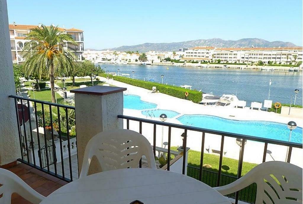 Appartement Empuriabrava Lago met zwembad ,tuin en garage, Propriétaire, Lit enfant, 1 chambre, Costa Brava