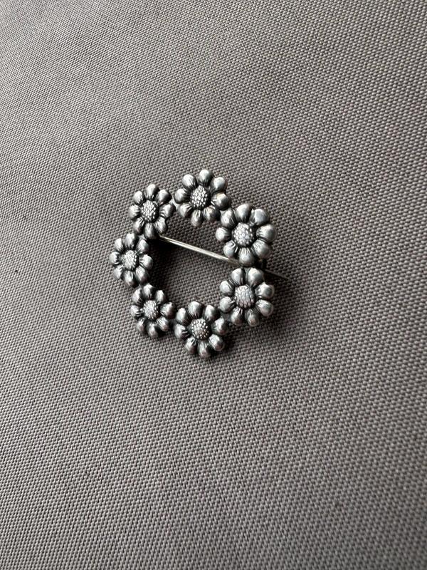 broche  ancien en argent, Bijoux, Sacs & Beauté, Broches, Enlèvement ou Envoi, Comme neuf, Argent, Argent