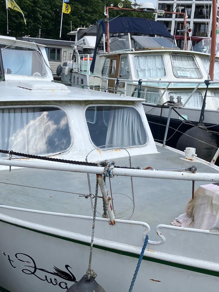Motorboot, Watersport en Boten, Motorboten en Motorjachten, Gebruikt, Staal, Hydraulische besturing, Keuken, Kussenset, Toilet