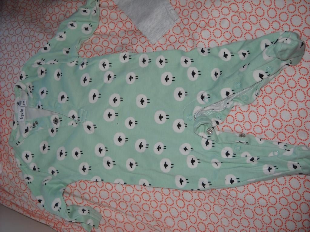 3 baby pakjes-hema-trixie hip hip-als nieuw-56 € 10,00, Kinderen en Baby's, Babykleding | Maat 56, Ophalen of Verzenden, Zo goed als nieuw