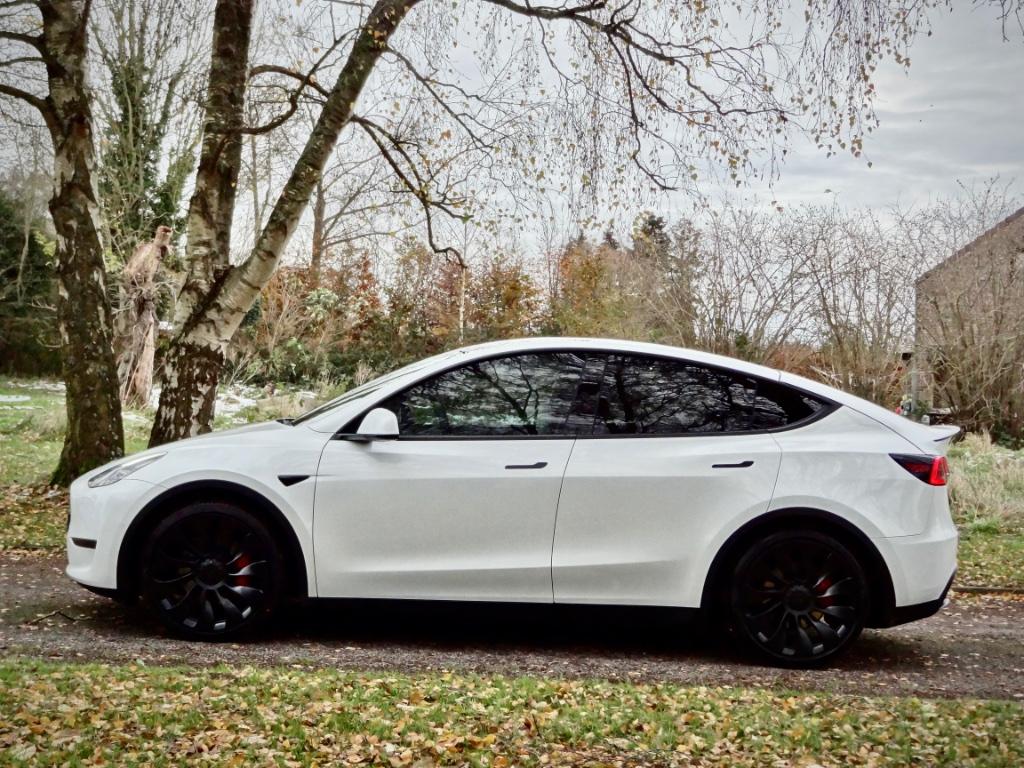 Model Y Performance * UNIQUE PROPRIO - TVA - AUTOPILOT *, Autos, Achat, Entreprise, Noir, 5 places