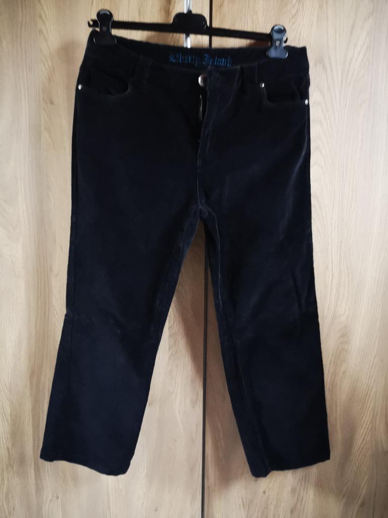 Pantalon 7/8 en velours noir taille 29, Enlèvement ou Envoi, Comme neuf