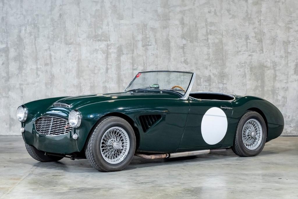 Austin Healey 100/6 uit 1958, Auto's, Achterwielaandrijving, Zwart, Cabriolet, Leder