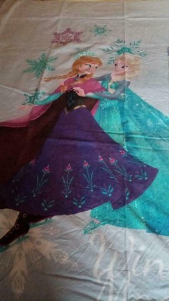 housse couette en coton avec taie d'oreiller reine des neige, Enlèvement ou Envoi, Comme neuf, Une personne, Housse de couette