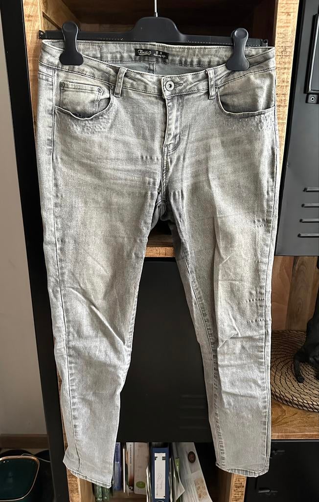 Grijze jeans van Toxik maat 42, Toxik, Ophalen of Verzenden, W33 - W36 (confectie 42/44), Grijs