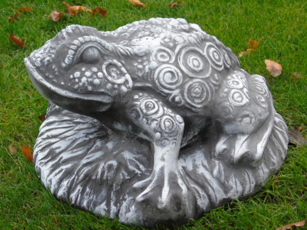 XXL kikker in steenklopje, superprijs!!, Ophalen, Nieuw, Steen, Dierenbeeld
