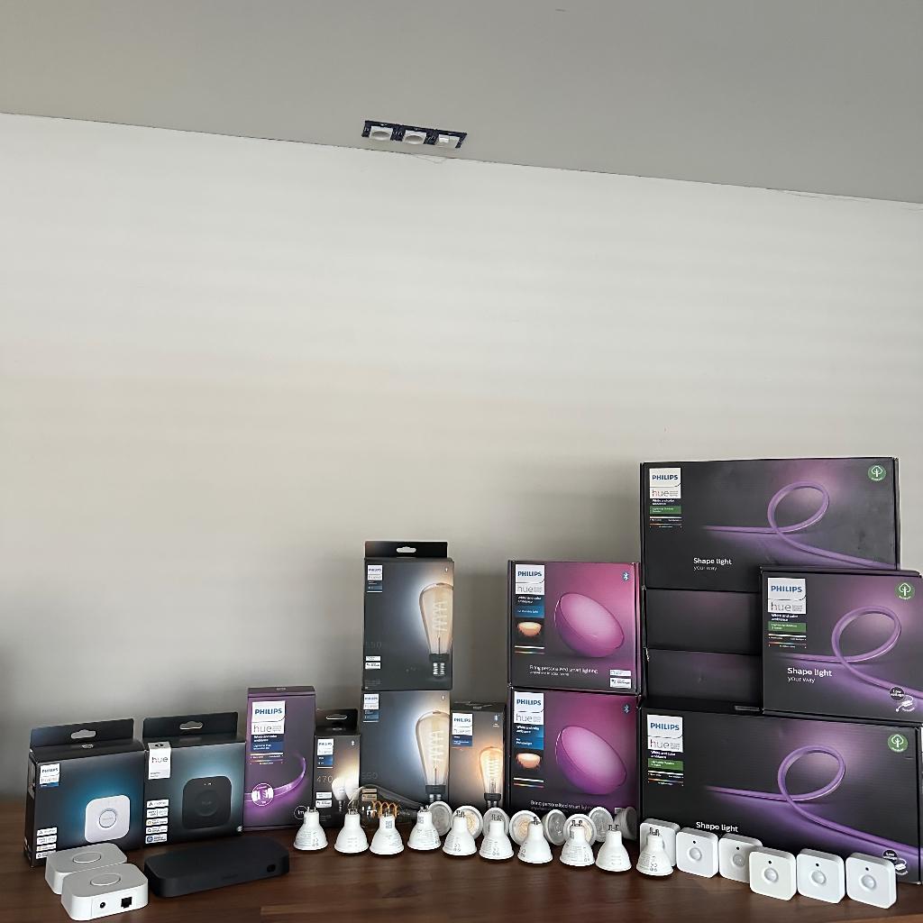 Groot aanbod Philips hue verlichting in topstaat, Enlèvement ou Envoi, Comme neuf, Smart home, Ampoule LED