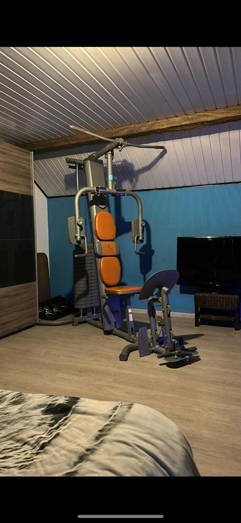 De bank van Fontnes met alles is op, Sport en Fitness, Fitnessmaterialen, Ophalen, Zo goed als nieuw