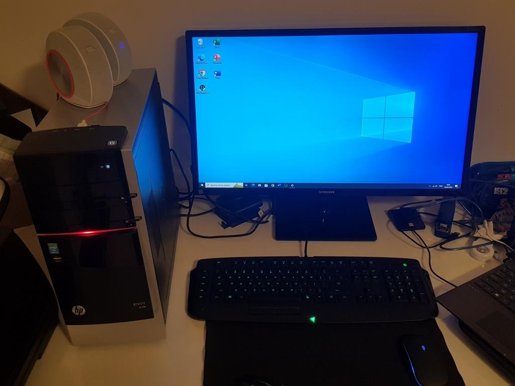Configuration complète + souris cadeau + 2 haut-parleurs, Enlèvement ou Envoi, Comme neuf, HD
