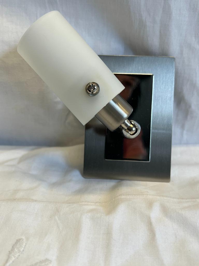 EGLO Keno Spotlamp - metaal/glas - lichtpunt boven spiegel, Huis en Inrichting, Halogeen, Metaal of Aluminium, Nieuw, Ophalen of Verzenden