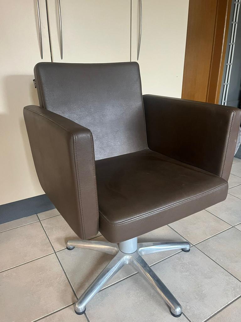 Kapperstoel, Huis en Inrichting, Stoelen, Ophalen, Zo goed als nieuw
