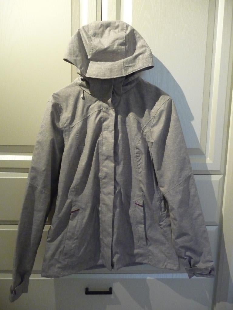 Regenjas voor bergwandelen dames MH100 Quechua Decathlon, Kleding | Dames, Maat 38/40 (M), Ophalen of Verzenden, Zo goed als nieuw