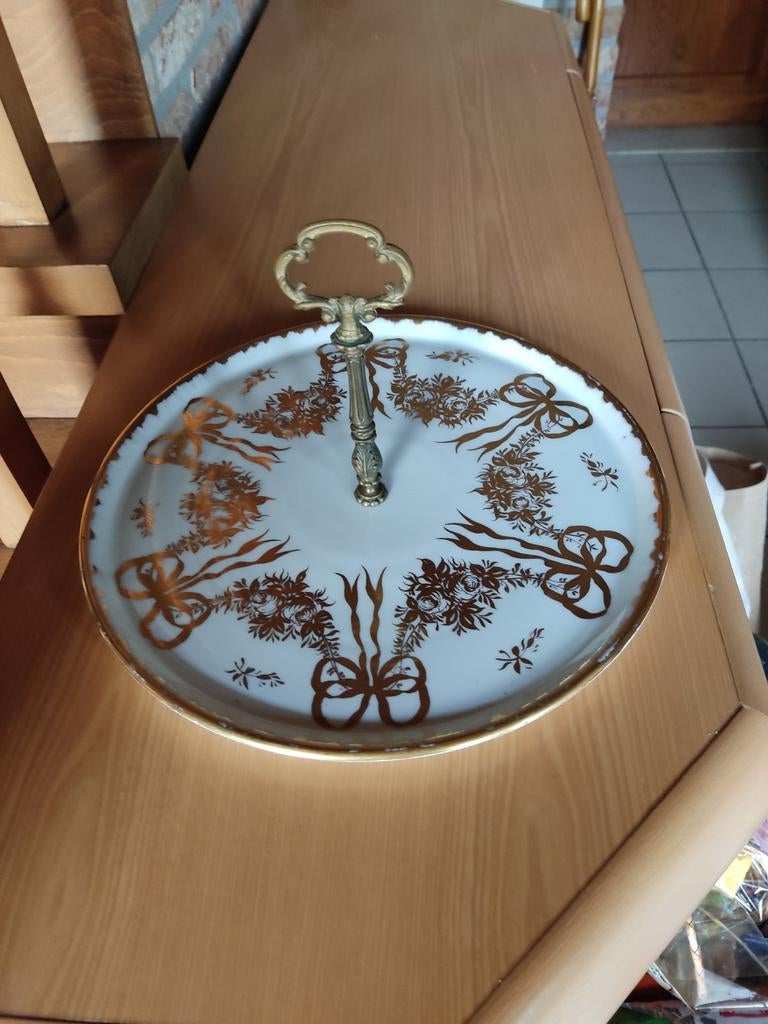 Zeer mooie schaal met handvat voor gebakjes taart enz., Ophalen of Verzenden