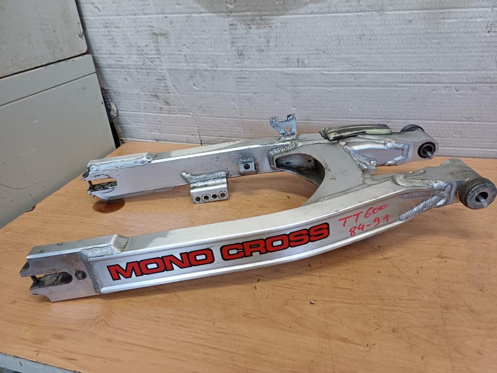 yamaha tt 600 model '84-'91 achterbrug, Ophalen of Verzenden, Gebruikt