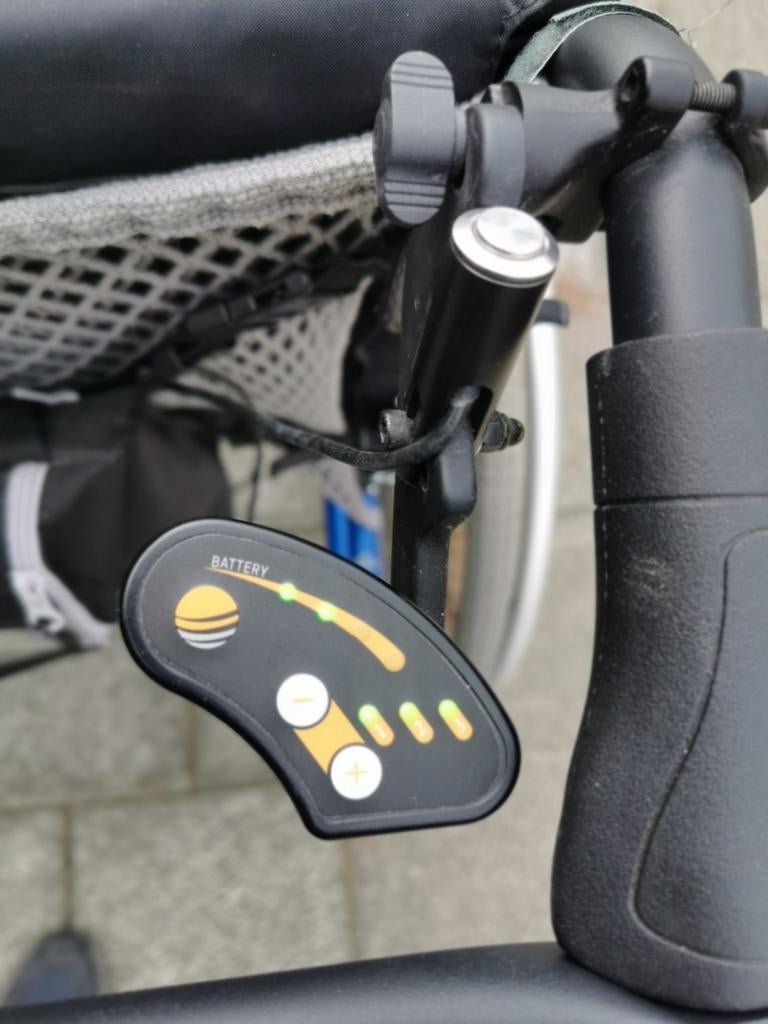 Duwhulp R20 met rolstoel V300 meer info 0488826971, Ophalen of Verzenden, Inklapbaar, Zo goed als nieuw, Elektrische rolstoel