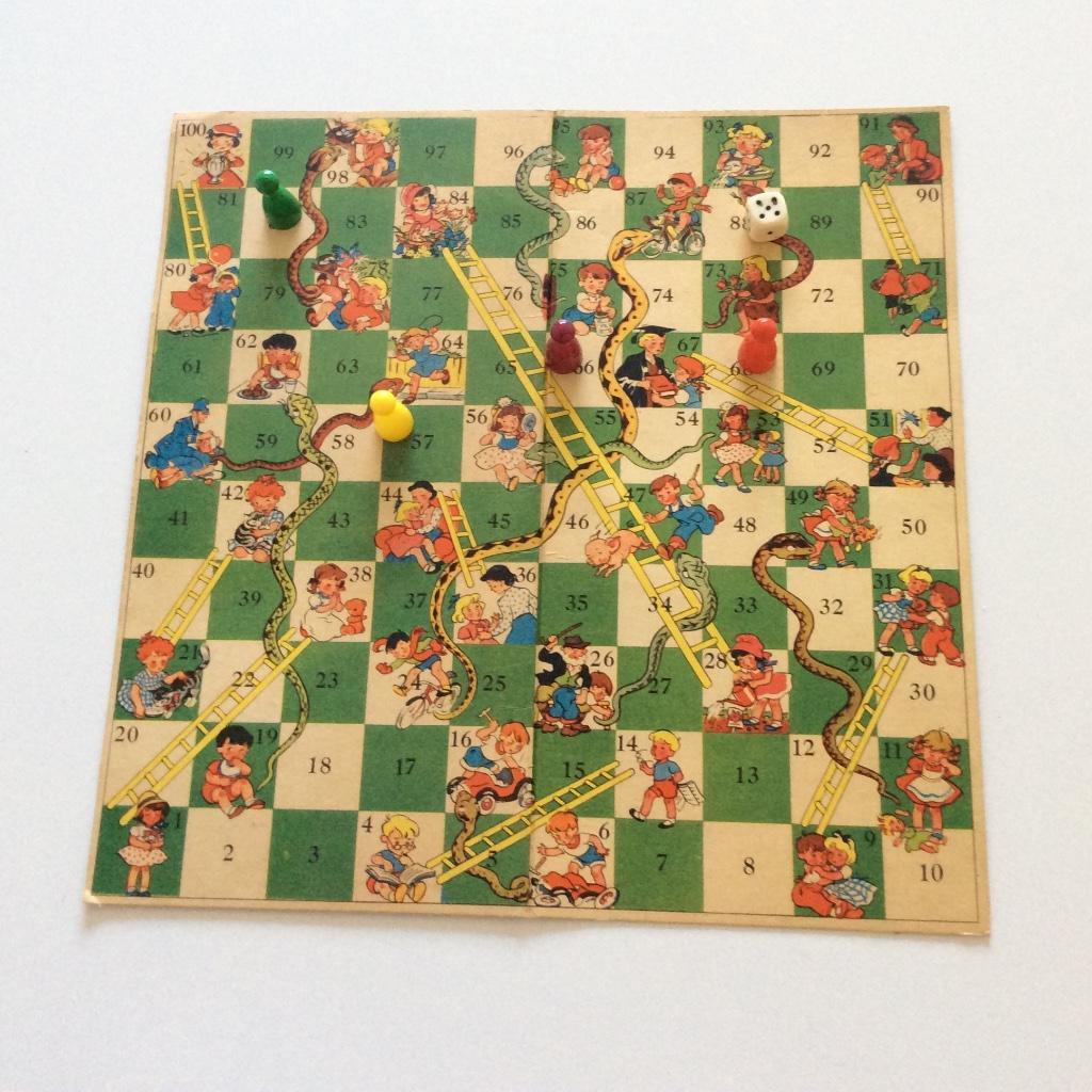 Oud bordspel met 4 pionnen, Drie of vier spelers, Ophalen, Gebruikt