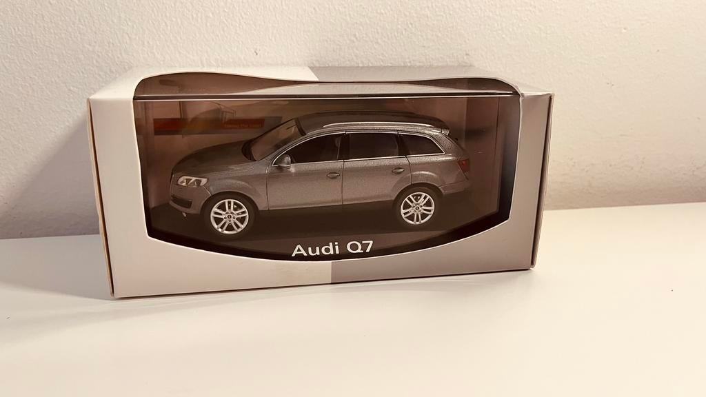 Audi Q7 1/43, Enlèvement ou Envoi, Comme neuf, Schuco