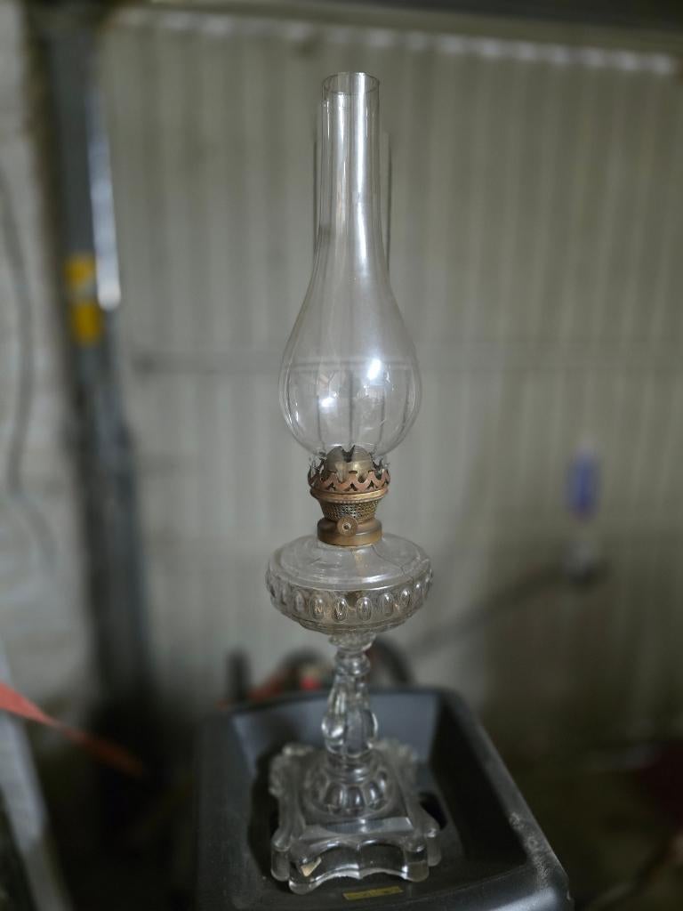 lampe pétrole, Enlèvement