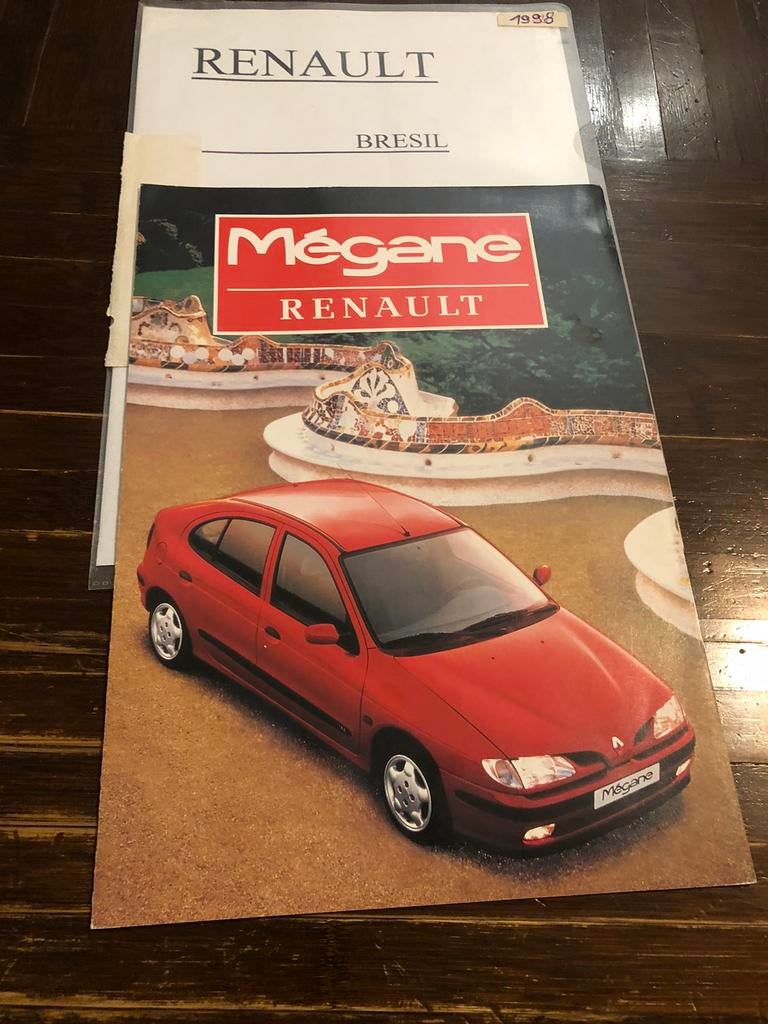 catalogue brochure Renault megane 1998 Brésil, Boeken, Auto's | Folders en Tijdschriften, Ophalen of Verzenden, Zo goed als nieuw