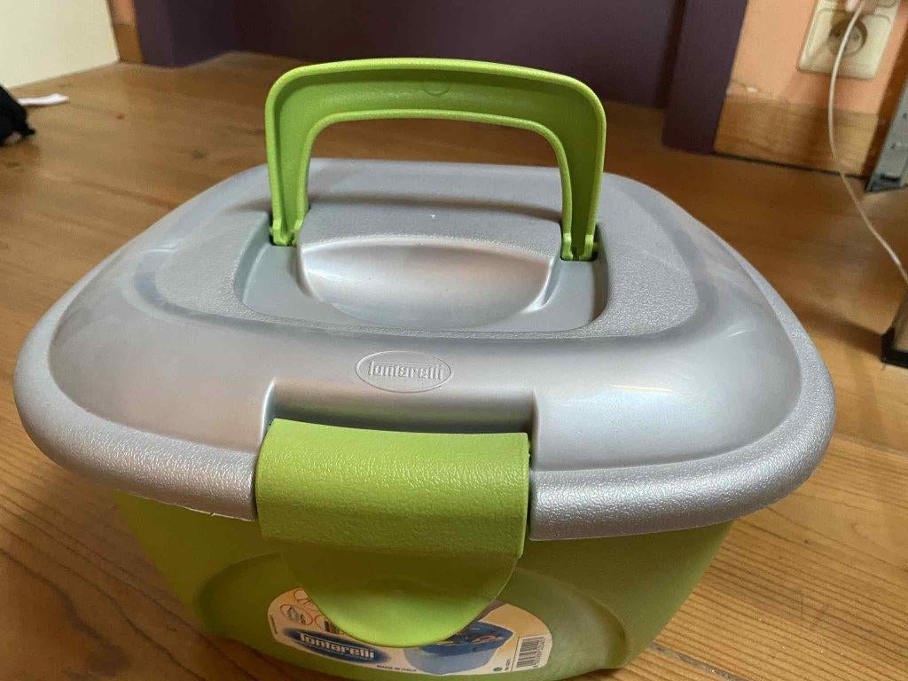 Beauty case, Enlèvement, Comme neuf, Vert, Rigide