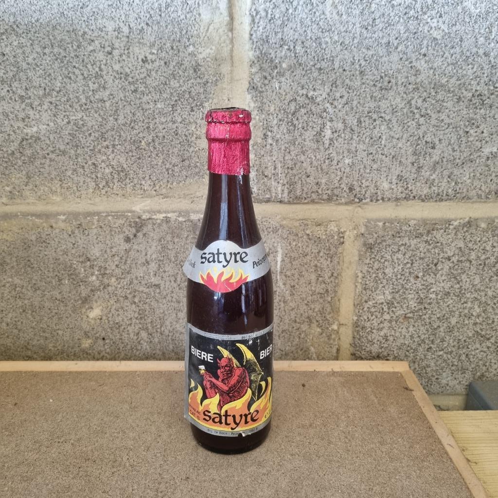Bouteille de bière Satyre, Enlèvement, Utilisé, Bouteille(s), Autres marques