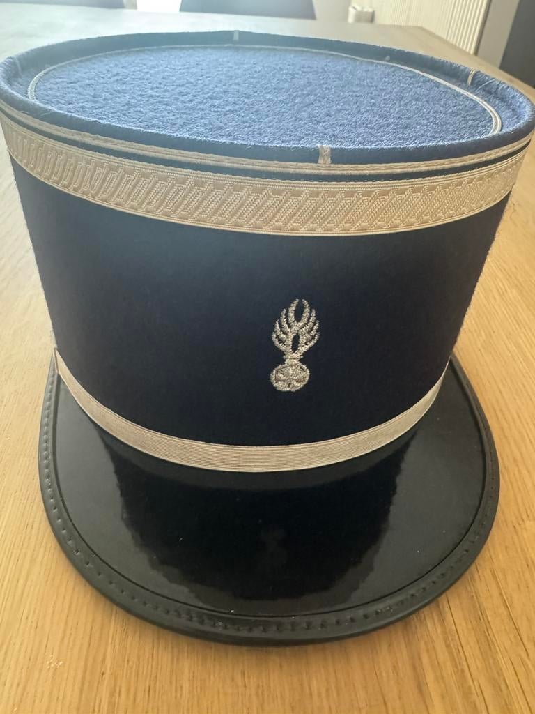 Kepi Franse gendarmerie, Verzamelen, Verzenden, Rijkswacht