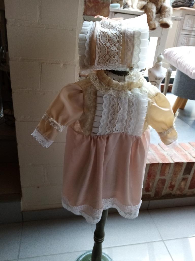Kleedje en mutsje voor antieken poppen, Verzamelen, Ophalen of Verzenden, Nieuw, Pop