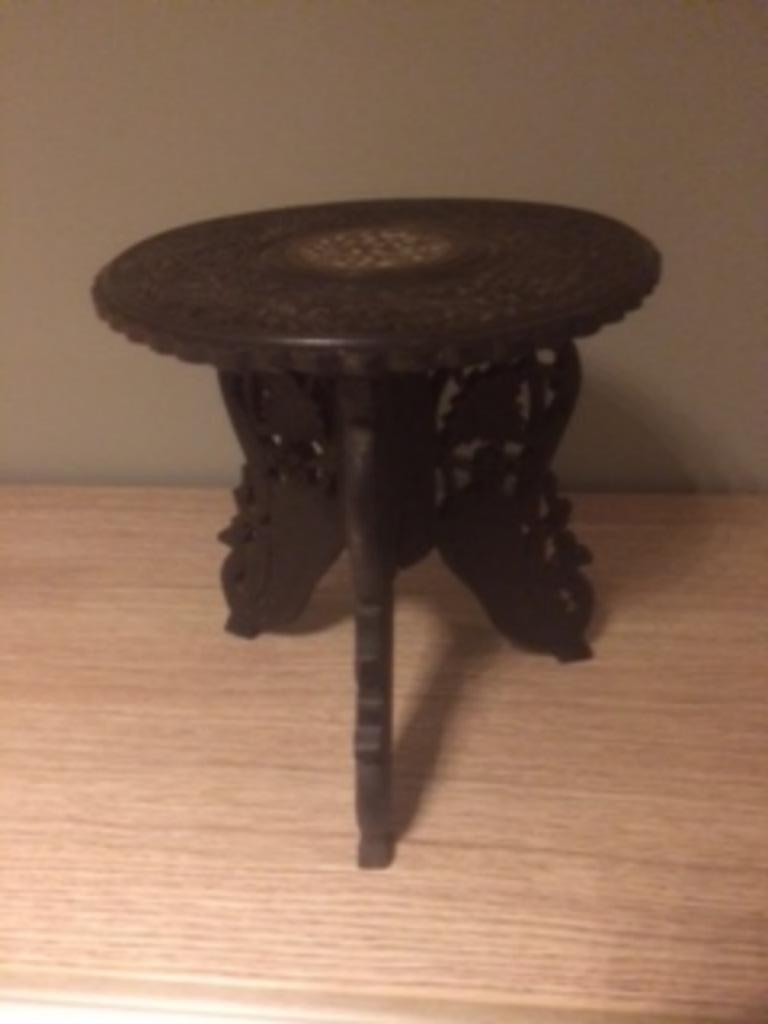 Tafeltje uit Belgisch Congo, Ophalen of Verzenden