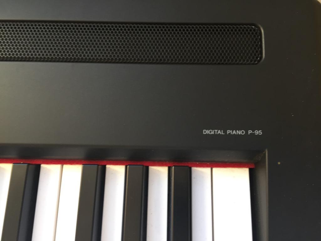 Yamaha P95 Piano numérique, avec support (statif), Enlèvement ou Envoi, Comme neuf, Digital, Piano