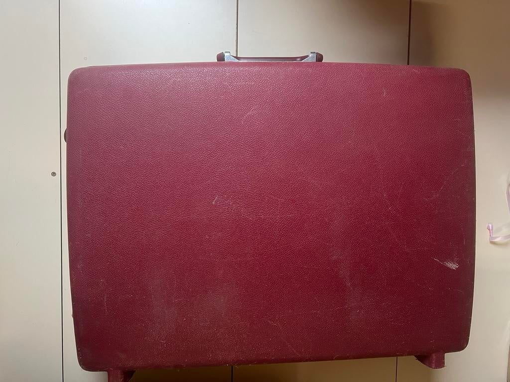 Ancienne valise Samsonite, Enlèvement, Utilisé