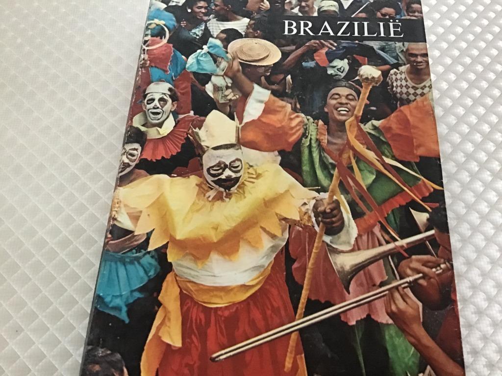 Le livre du Brésil est un pays merveilleux qui vaut le détou, Livres, Guides touristiques, Guide ou Livre de voyage, Enlèvement ou Envoi