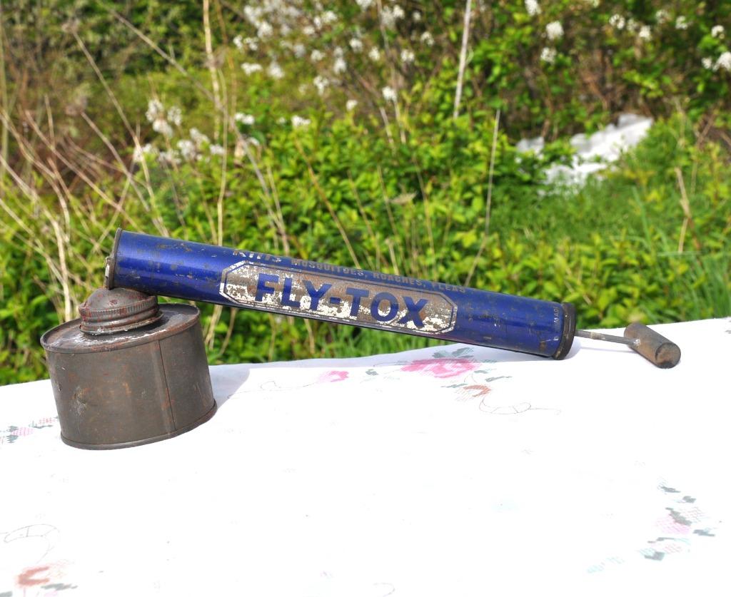 ancien pulvérisateur pour insecte fly-tox, Antiquités & Art, Enlèvement ou Envoi