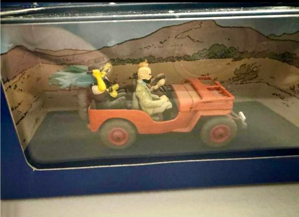 Kuifje auto 1/43 de willy’s jeep uit zwate goud, Ophalen of Verzenden, Kuifje, Zo goed als nieuw