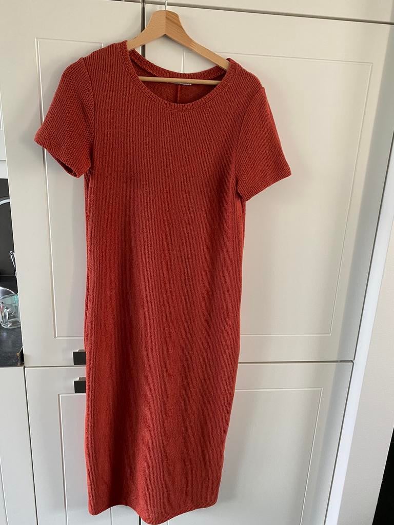 Jolie robe longue, Enlèvement ou Envoi, Comme neuf, Taille 42/44 (L)