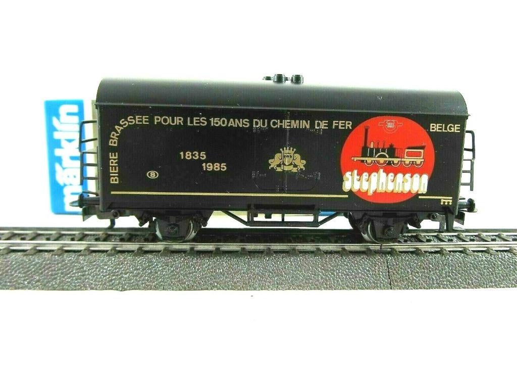 4415 MÄRKLIN HO – Gesloten goederenwagen Stephenson, Hobby en Vrije tijd, Marklin, Ophalen of Verzenden, Göppingen, Analoog