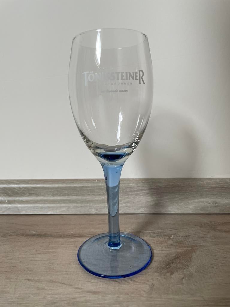 Tönissteiner blauwe voet, Ophalen, Nieuw