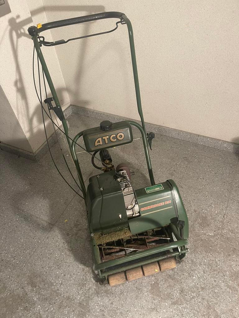 ATCO Commodore B14 tondeuse hélicoïdale à gazon AVEC bac, Tondeuse rotative, Tondeuses à gazon à essence, Utilisé, Bac de ramassage