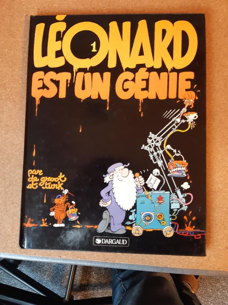 BD Léonard le génie, Livres, Plusieurs BD, Enlèvement ou Envoi, Comme neuf, Divers auteurs