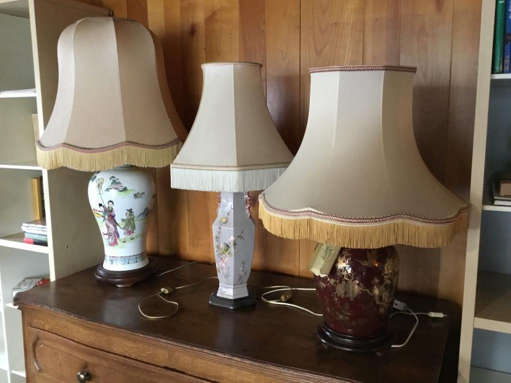 magnifiques lampes avec abat-jour 97-74-78 cms de haut ., Ophalen