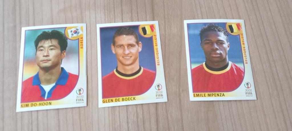 Panini WK 2002. 3 stickers. Ook apart te koop. Zwarte rug., Verzamelen, Ophalen of Verzenden, Zo goed als nieuw, Sport
