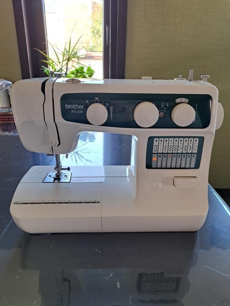 Naaimachine Brother, Ophalen, Zo goed als nieuw, Naaimachine, Brother